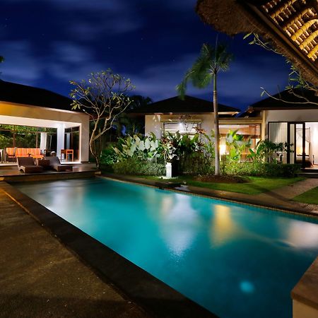 The Bali Bay View Villas นูซาดูอา ภายนอก รูปภาพ