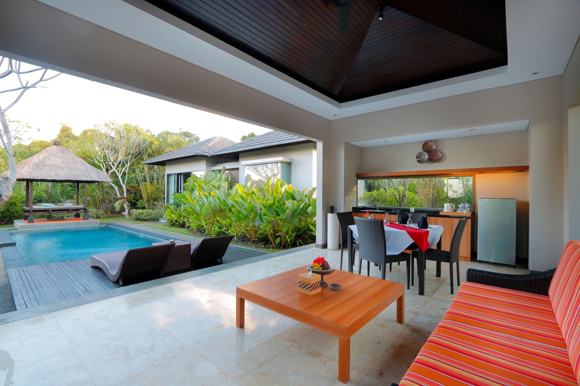 The Bali Bay View Villas นูซาดูอา ภายนอก รูปภาพ