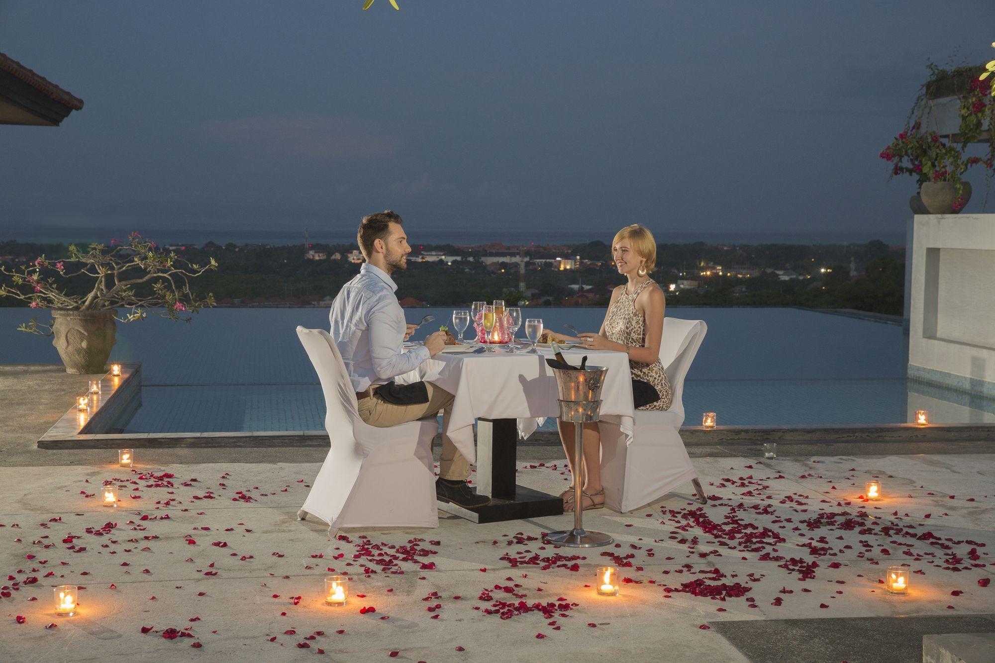 The Bali Bay View Villas นูซาดูอา ภายนอก รูปภาพ